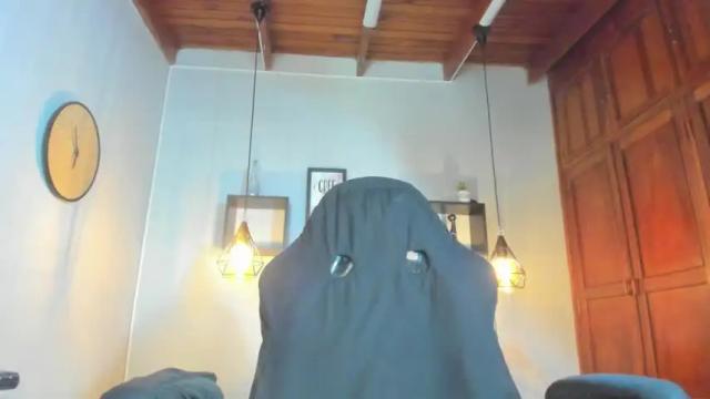 Image 3 of alicmoon Stream on Chaturbate on 16 months ago