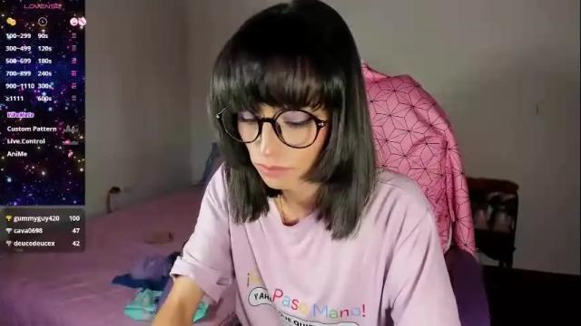 Image 10 of alien_universe Stream on Chaturbate on 3 months ago