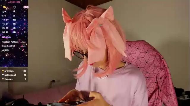 Image 4 of alien_universe Stream on Chaturbate on 3 months ago