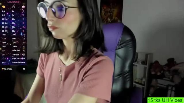 Image 12 of alien_universe Stream on Chaturbate on 1 month ago