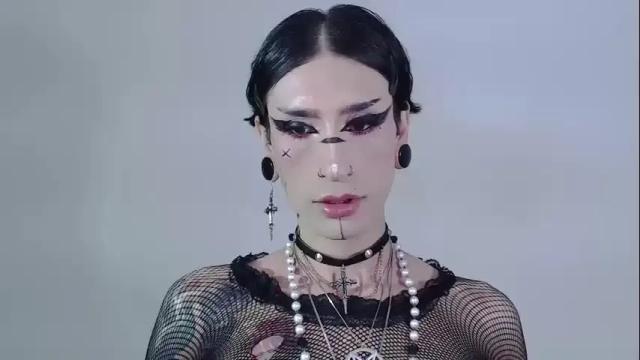 Image 3 of alienexxx Stream on Chaturbate on 23 days ago