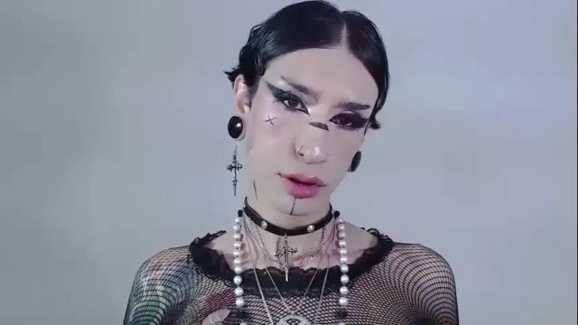 Image 4 of alienexxx Stream on Chaturbate on 23 days ago