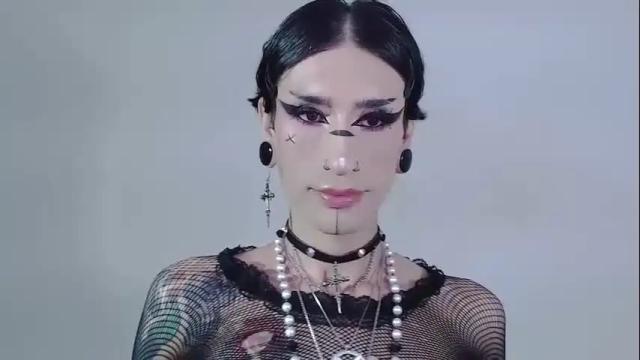 Image 6 of alienexxx Stream on Chaturbate on 23 days ago