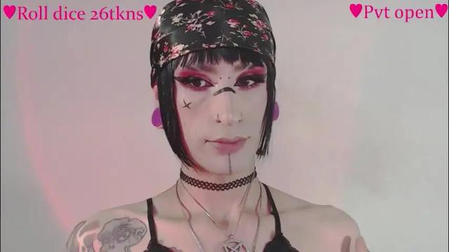 Image 3 of alienexxx Stream on Chaturbate on 2 months ago