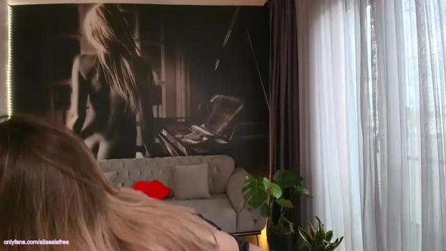 Image 2 of aliessia Stream on Chaturbate on 27 days ago