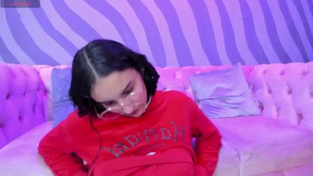 Image 2 of aliice18 Stream on Chaturbate on 13 months ago