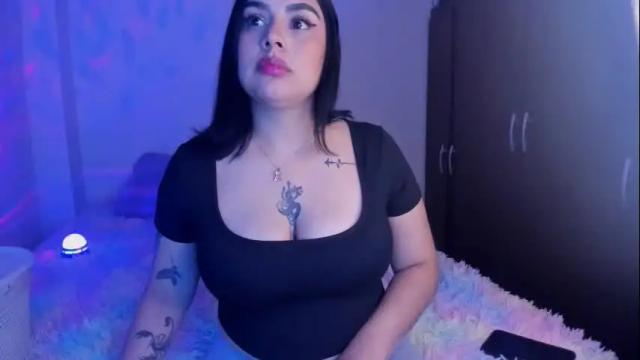 Image 3 of aliice_69 Stream on Chaturbate on 29 days ago