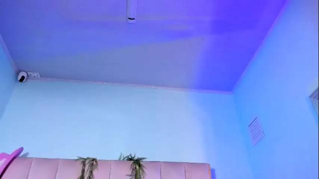 Image 4 of aliice_greco Stream on Chaturbate on 27 days ago