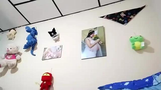 Image 4 of aliice_uwu Stream on Chaturbate on 19 months ago