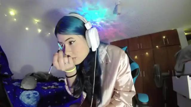 Image 2 of aliice_uwu Stream on Chaturbate on 18 months ago