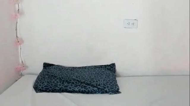 Image 4 of aliissa_moree Stream on Chaturbate on 1 month ago