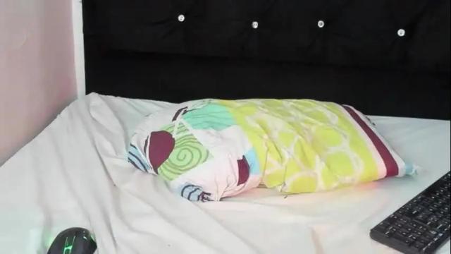 Image 7 of aliissa_moree Stream on Chaturbate on 1 month ago