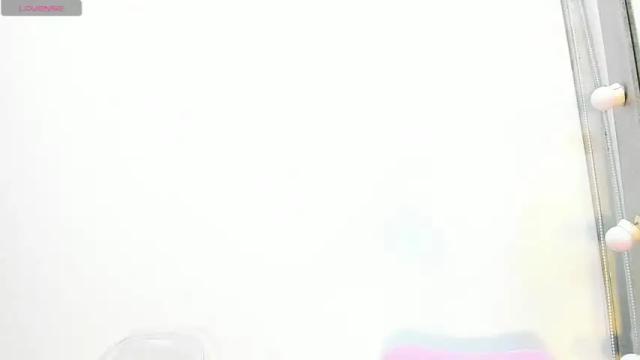 Image 4 of aliisshot Stream on Chaturbate on 19 months ago
