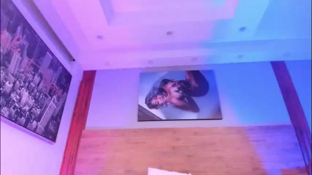 Image 7 of aliisson_cruz Stream on Chaturbate on 28 days ago