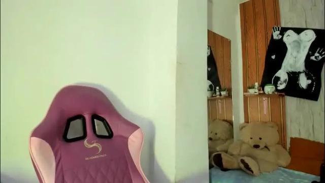 Image 2 of alika01_ Stream on Chaturbate on 1 month ago