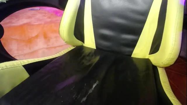 Image 4 of alina_grey2 Stream on Chaturbate on 2 months ago