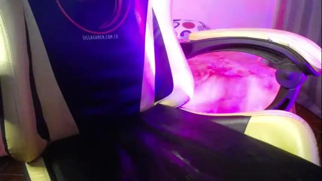 Image 6 of alina_grey2 Stream on Chaturbate on 1 month ago