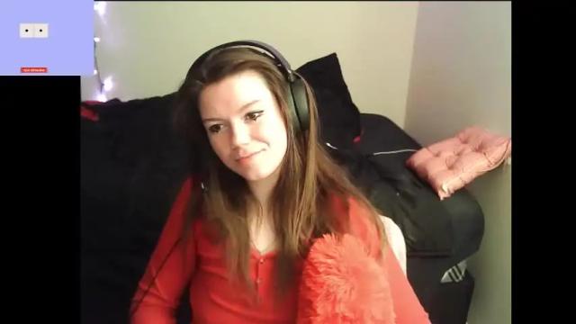 Image 3 of alina_nightshade Stream on Chaturbate on 3 days ago