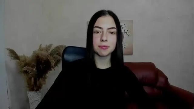 Thumbnail 2, alina_simmons's Stream at Chaturbate, 17 months ago