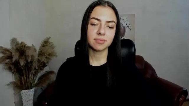Thumbnail 3, alina_simmons's Stream at Chaturbate, 17 months ago