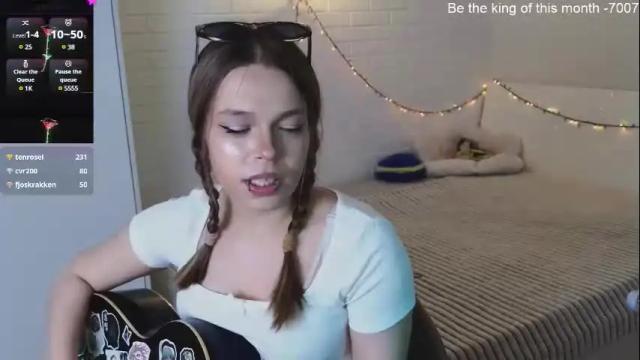 Image 7 of alinabae Stream on Chaturbate on 1 month ago