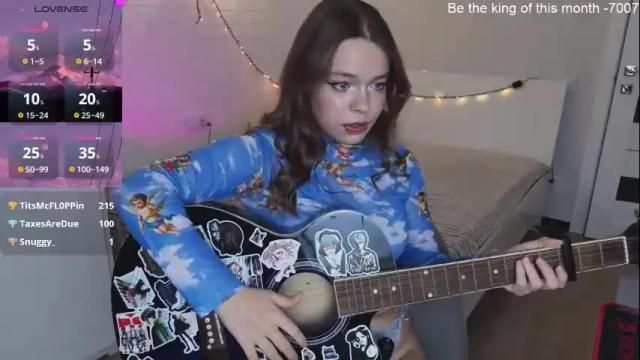 Image 2 of alinabae Stream on Chaturbate on 1 month ago