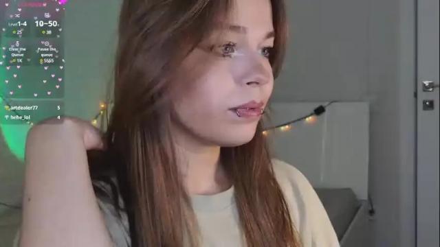 Image 10 of alinabae Stream on Chaturbate on 19 days ago