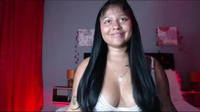 Image 3 of alinakiss_ Stream on Chaturbate on 13 months ago