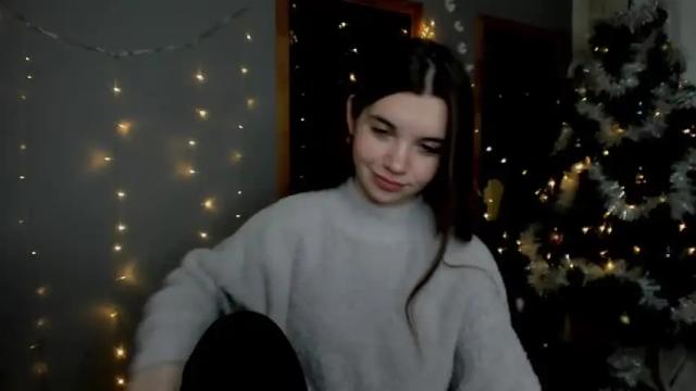 Image 3 of alinameyes Stream on Chaturbate on 17 months ago