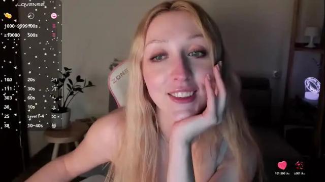 Image 3 of aline_dreamy Stream on Chaturbate on 11 days ago