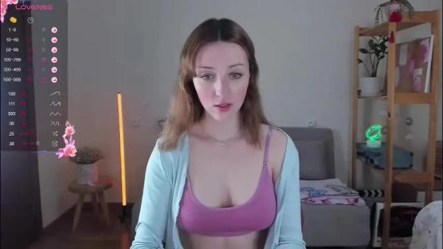 Image 2 of aline_dreamy Stream on Chaturbate on 2 months ago