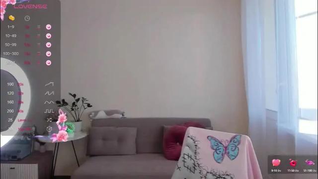 Image 2 of aline_dreamy Stream on Chaturbate on 25 days ago