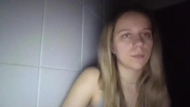 Image 3 of alis_bond Stream on Chaturbate on 18 months ago