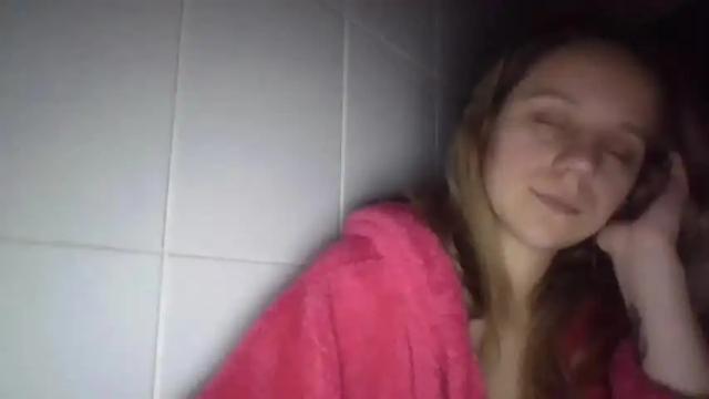 Image 10 of alis_bond Stream on Chaturbate on 18 months ago