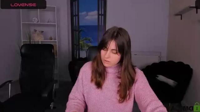 Image 11 of alisa_bunny1 Stream on Chaturbate on 19 months ago