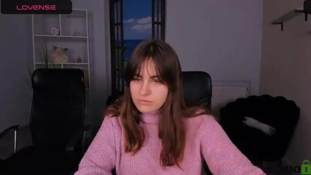 Image 4 of alisa_bunny1 Stream on Chaturbate on 19 months ago