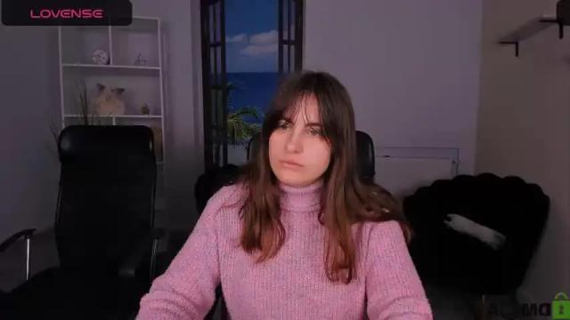 Image 7 of alisa_bunny1 Stream on Chaturbate on 19 months ago