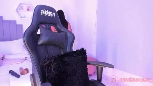 Image 3 of alisa_walton Stream on Chaturbate on 14 months ago