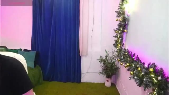 Image 10 of alisaaleks Stream on Chaturbate on 1 month ago