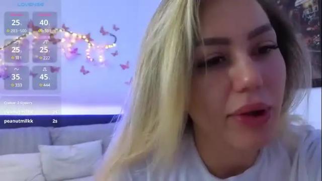 Image 2 of alisawilson_ Stream on Chaturbate on 27 days ago