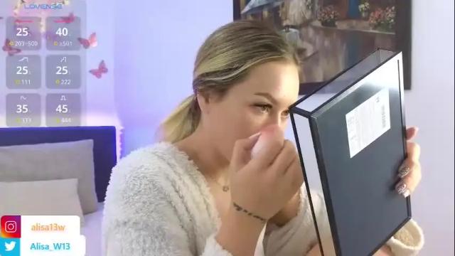 Image 2 of alisawilson_ Stream on Chaturbate on 24 days ago