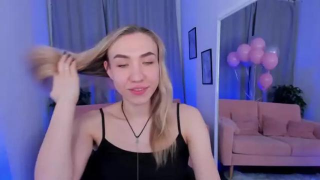 Image 2 of alise_spunks Stream on Chaturbate on 16 months ago