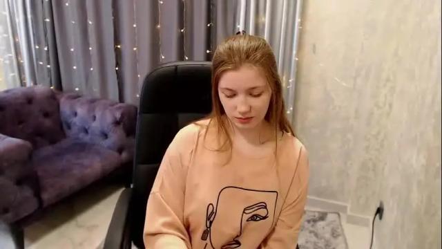 Image 12 of aliseemoon Stream on Chaturbate on 1 month ago