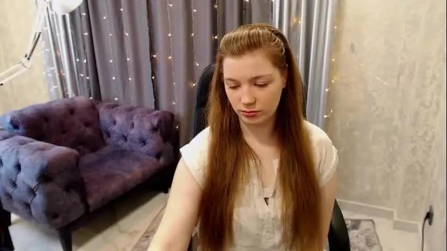 Image 3 of aliseemoon Stream on Chaturbate on 1 month ago