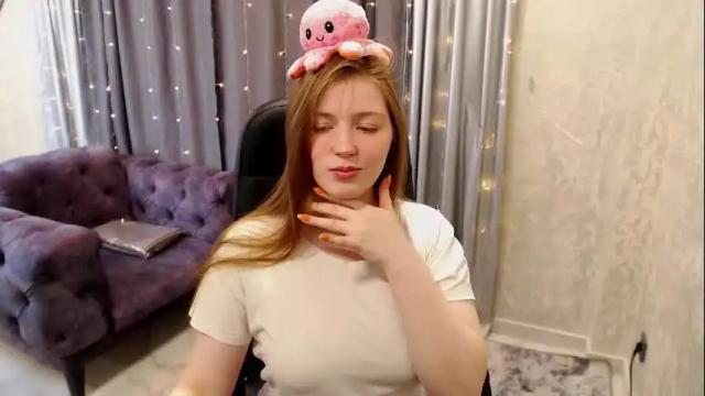 Image 6 of aliseemoon Stream on Chaturbate on 1 month ago