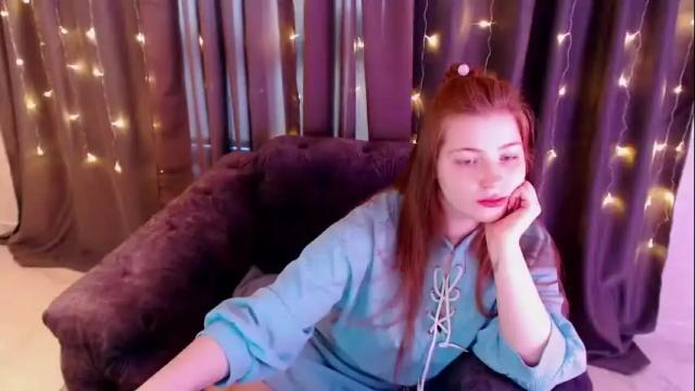 Image 2 of aliseemoon Stream on Chaturbate on 19 days ago