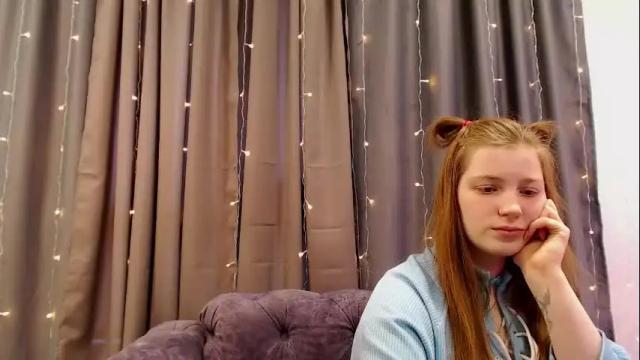 Image 8 of aliseemoon Stream on Chaturbate on 16 days ago
