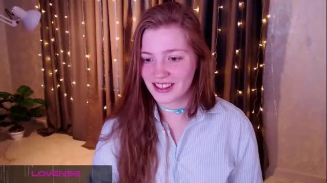 Image 4 of aliseemoon Stream on Chaturbate on 7 days ago