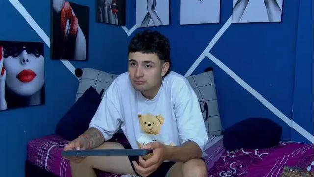 Image 10 of alisha_4 Stream on Chaturbate on 23 months ago