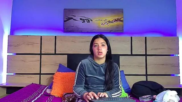 Image 10 of alisha_4 Stream on Chaturbate on 23 months ago